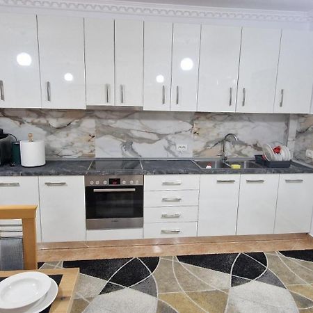 Daily Rent Apartment City Center Elbasan 6 Εξωτερικό φωτογραφία